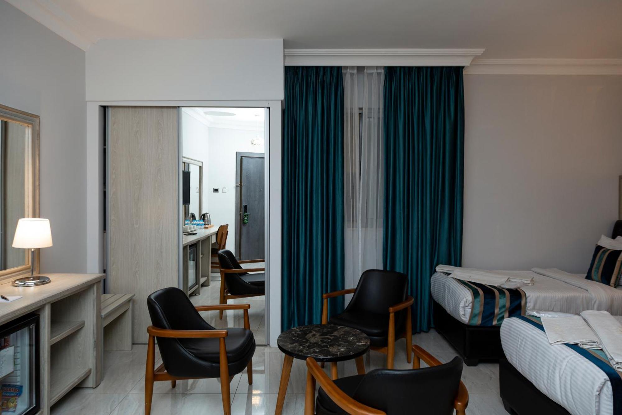 Nishan Hotel Amman Værelse billede